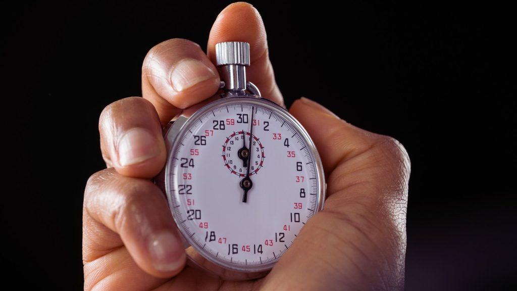 Stopwatch representing how quickly fentanyl acts compared to morphine