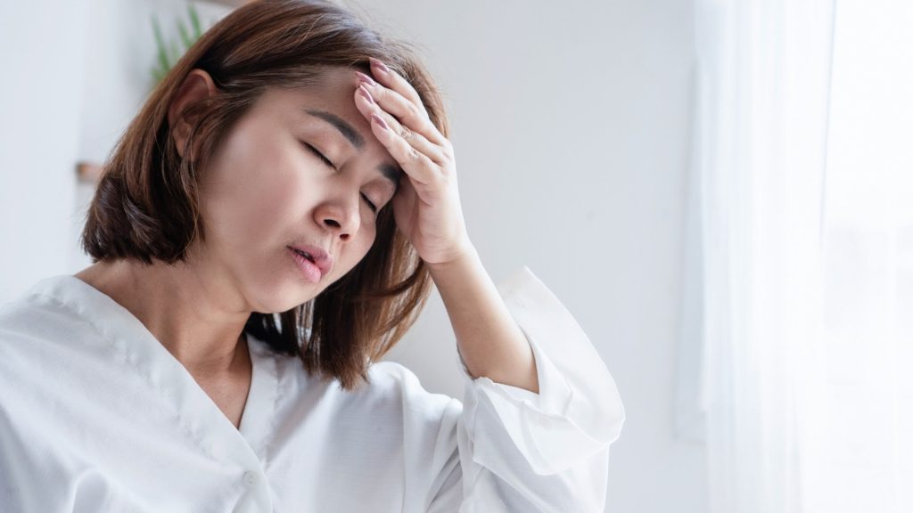 side effects of oxycodone might be something like a headache or dry mouth