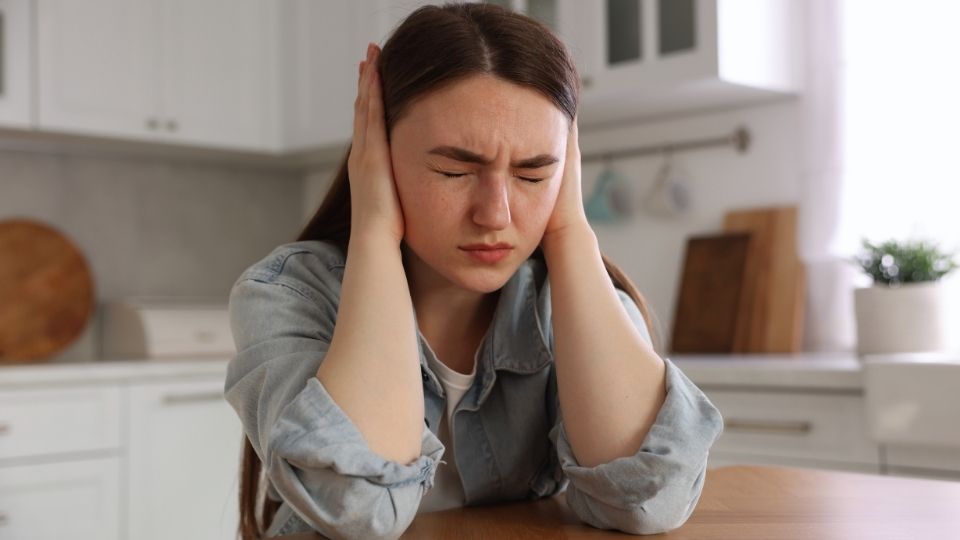 Hypomania vs. Mania share similarities and there typically isn't a single cause.